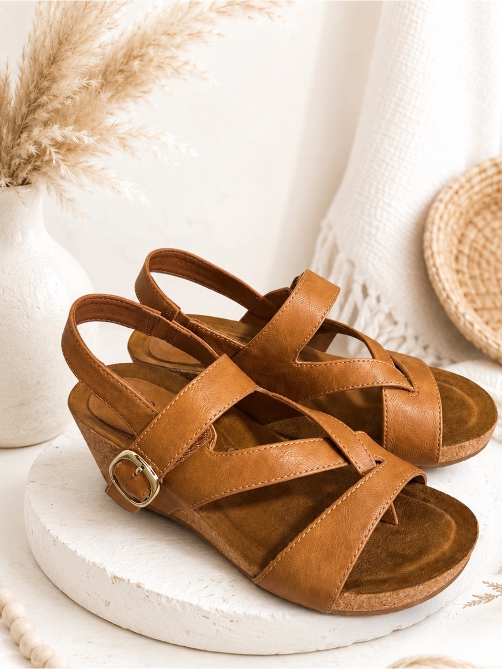 EuroSoft Evelyn Wedge Sandals Strappy Faux Leather Adjustable Buckle Size 6.5